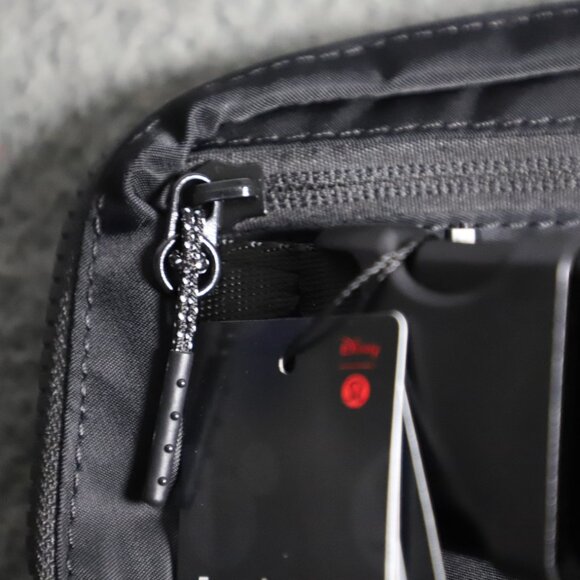 Disney x Lululemon Everywhere Belt Bag Black Mickey Mouse 1L Fanny Pack NW - Picture 10 of 11